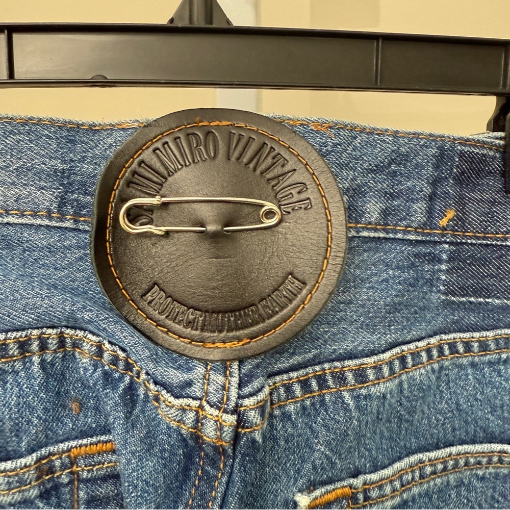 Porterhouse Jeans in Vintage Denim
SAMI MIRO VINTAGE size 24 brand new - Picture 6 of 9